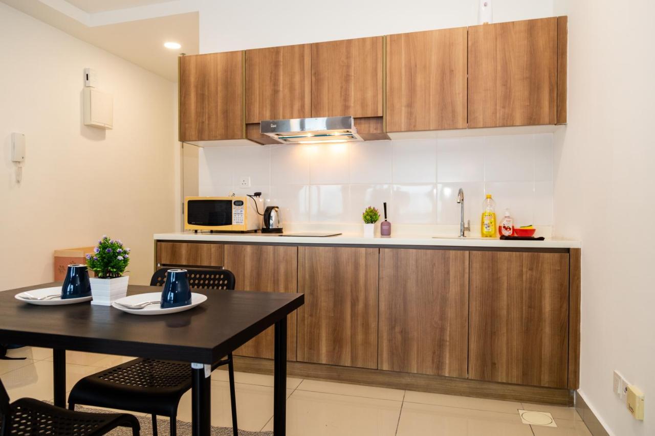 Studio Units At Pacific Tower Near Jaya One By Comfyasia Petaling Jaya Exterior foto