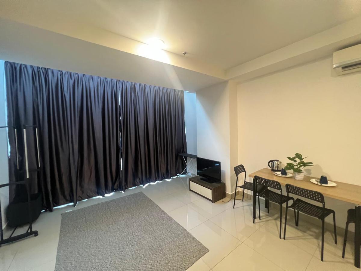 Studio Units At Pacific Tower Near Jaya One By Comfyasia Petaling Jaya Exterior foto