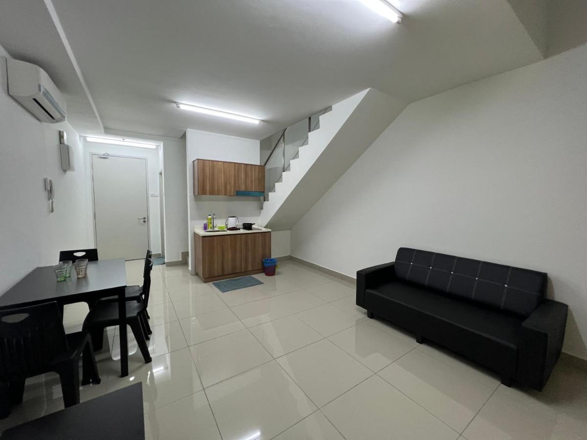 Studio Units At Pacific Tower Near Jaya One By Comfyasia Petaling Jaya Exterior foto